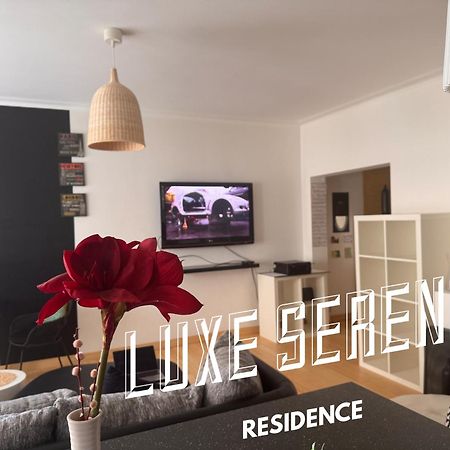 בריסל Luxe Serene Residence מראה חיצוני תמונה